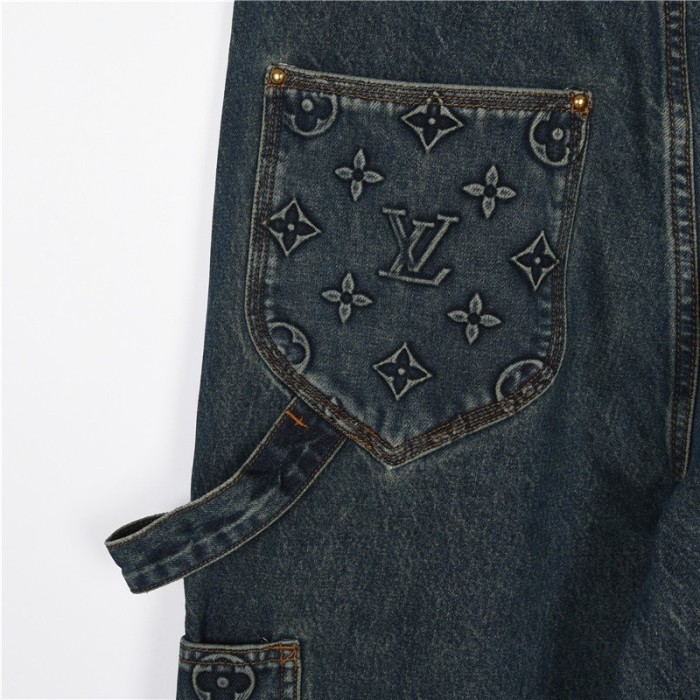 Clothes LOUIS VUITTON 871