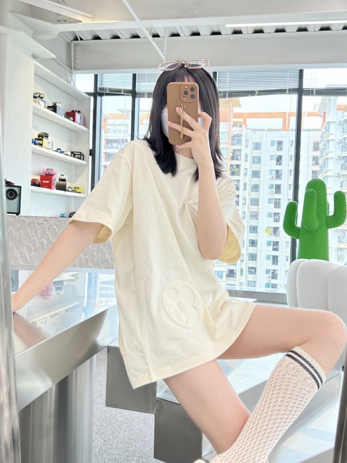 Clothes LOUIS VUITTON 874