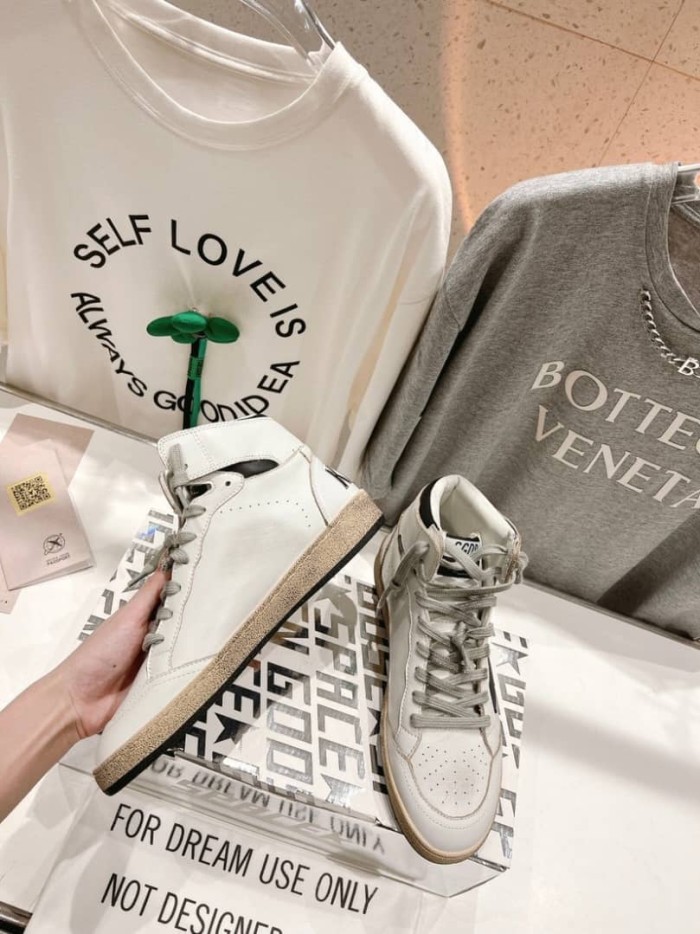 Golden Goose Sky-Star Leather White Black