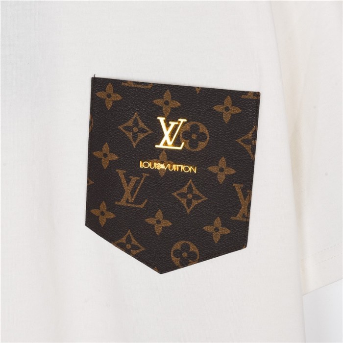 Clothes LOUIS VUITTON 875