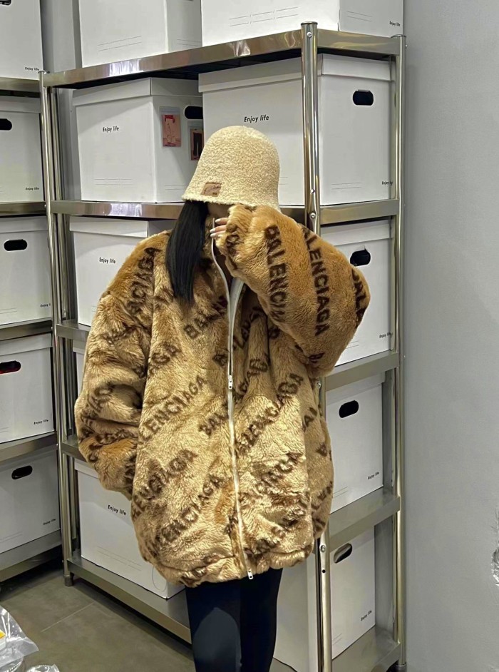 Clothes Balenciaga 620