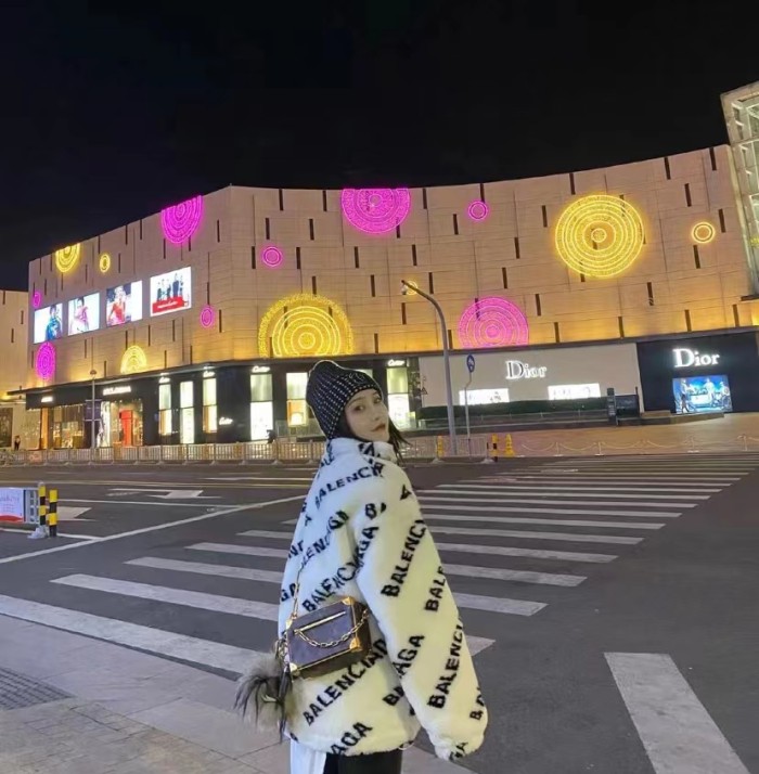 Clothes Balenciaga 619