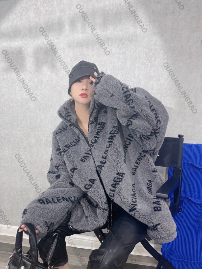 Clothes Balenciaga 618