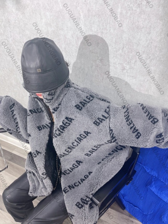 Clothes Balenciaga 618