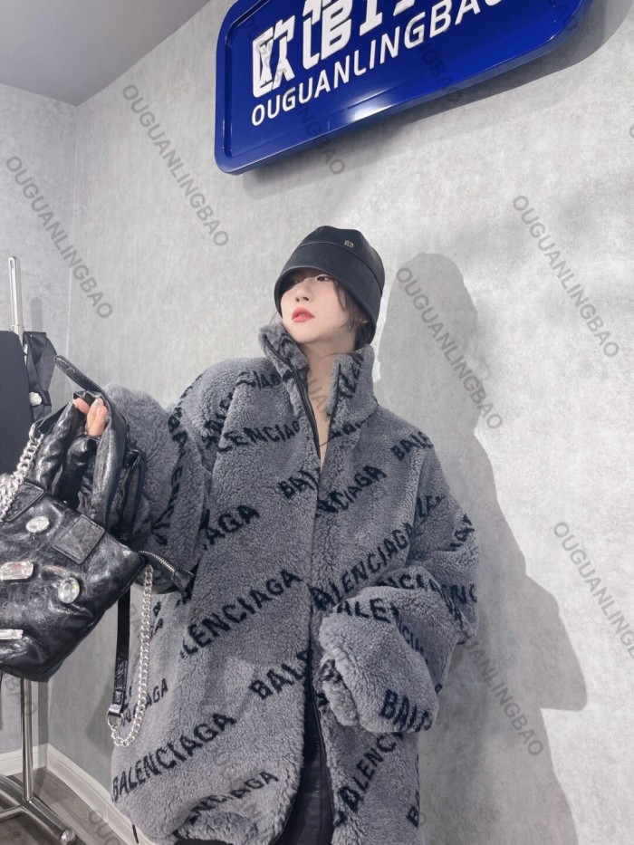 Clothes Balenciaga 618