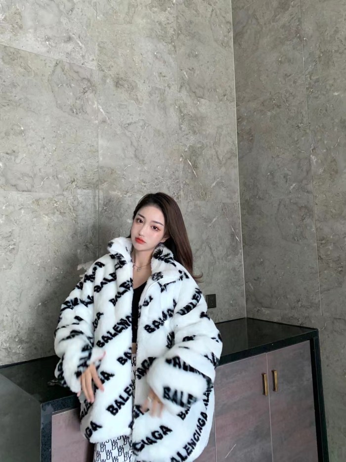 Clothes Balenciaga 619