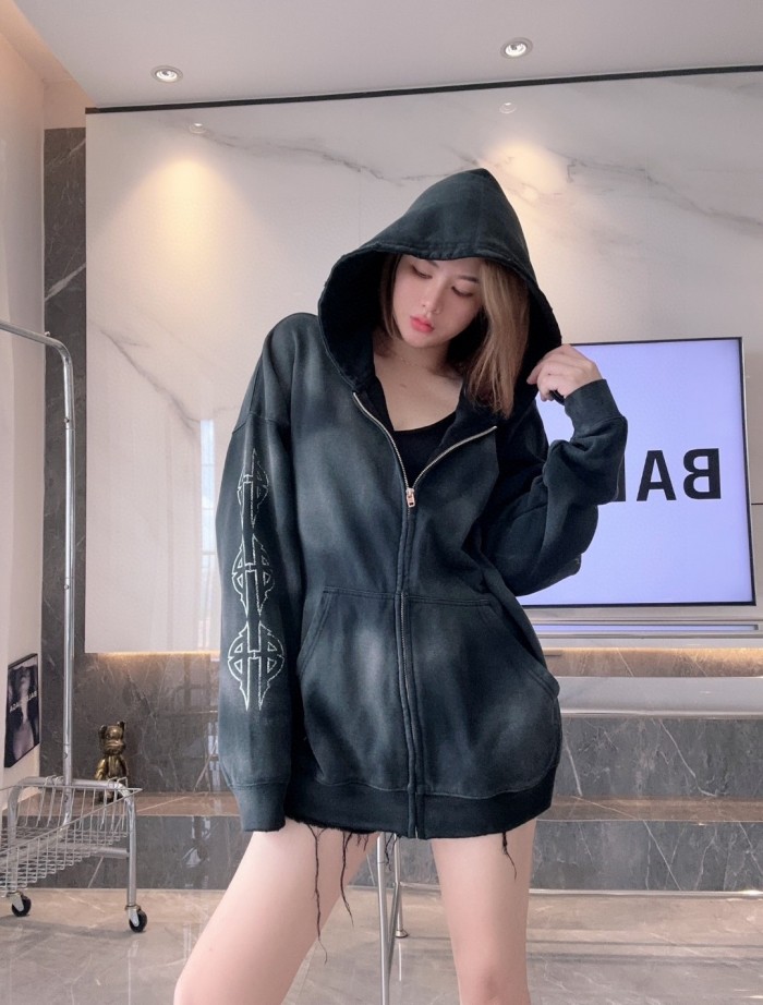 Clothes Balenciaga 613