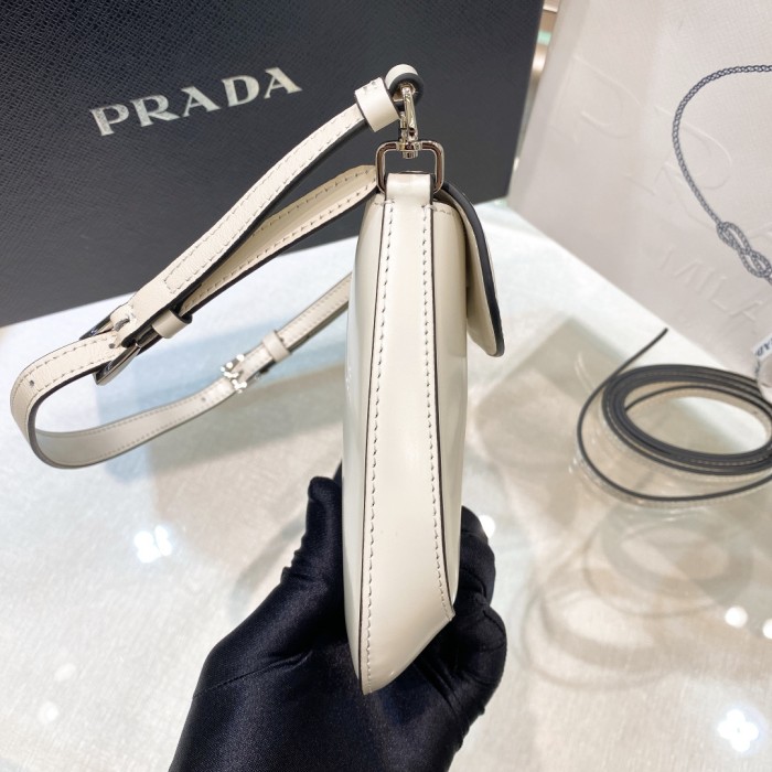handbags prada 1BH188 zise：17*14.5*7cm