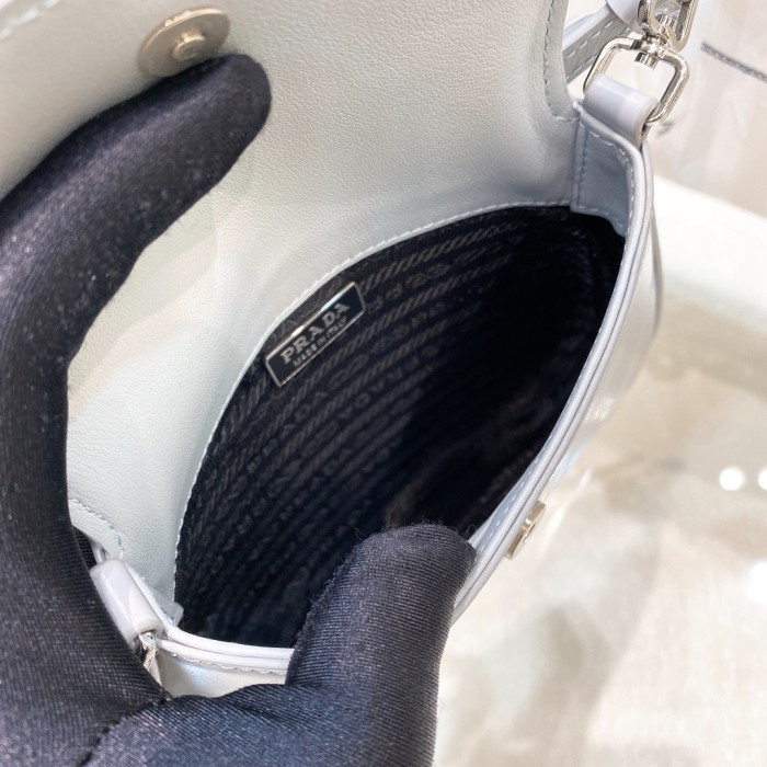 handbags prada 1BH188 zise：17*14.5*7cm