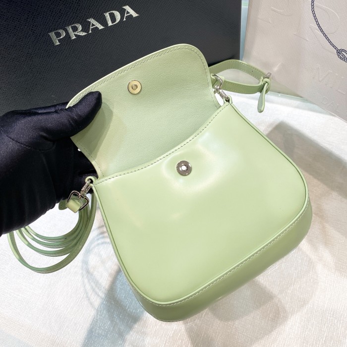 handbags prada 1BH188 zise：17*14.5*7cm