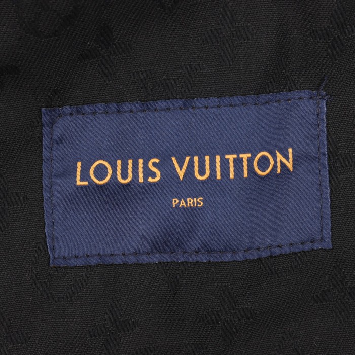 Clothes LOUIS VUITTON 878