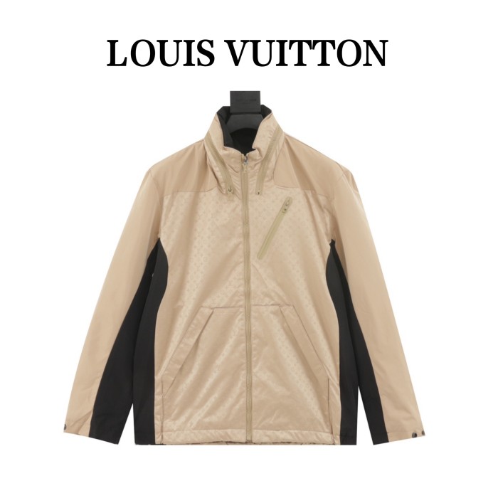 Clothes LOUIS VUITTON 877