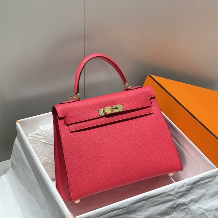 Handbags Hermes 𝑬𝒑𝒔𝒐𝒎 𝑲𝒆𝒍𝒍𝒚 size28 cm