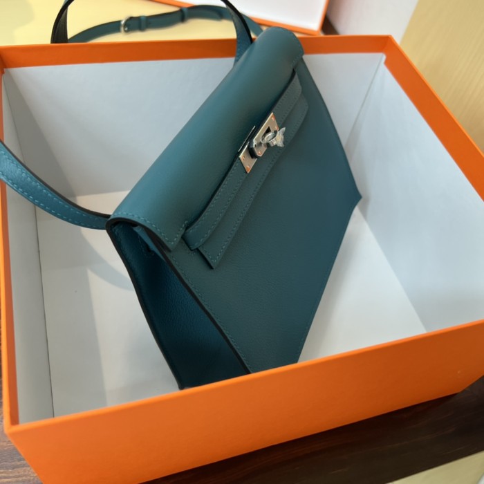 Handbags Hermes Kelly danse size:22 cm