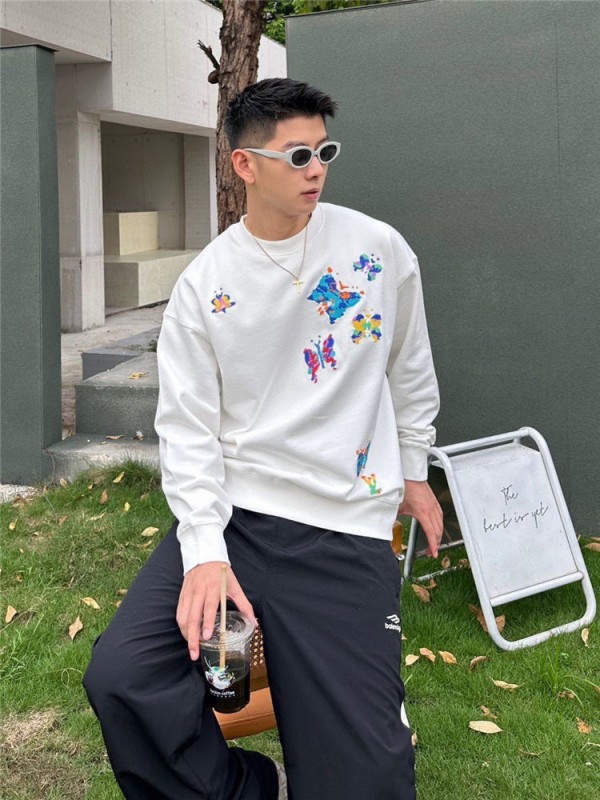 Clothes LOUIS VUITTON 890