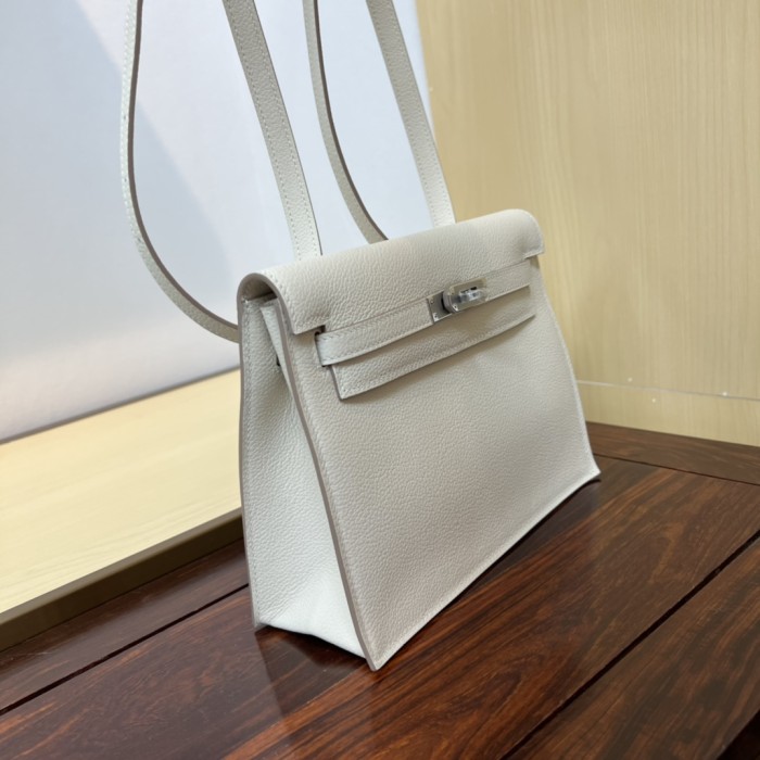 Handbags Hermes Kelly danse size:22 cm