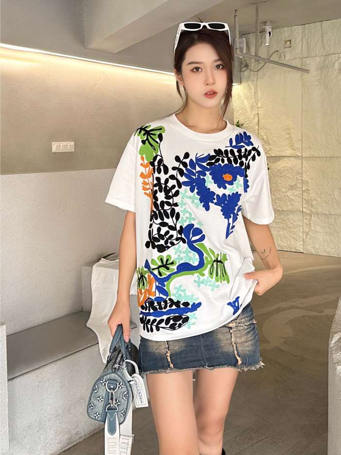 Clothes LOUIS VUITTON 886