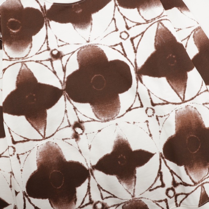 Clothes LOUIS VUITTON 883