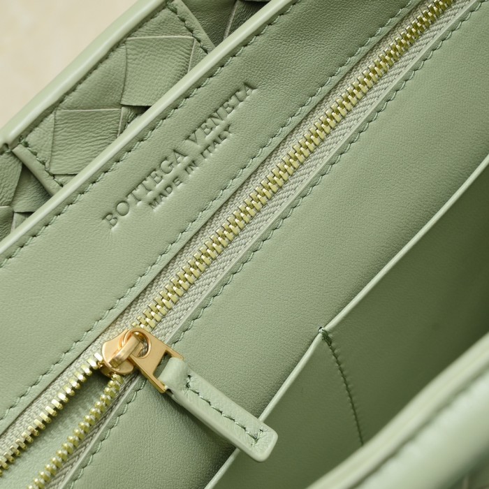 handbags Bottega Veneta 8463 size:32*24*12