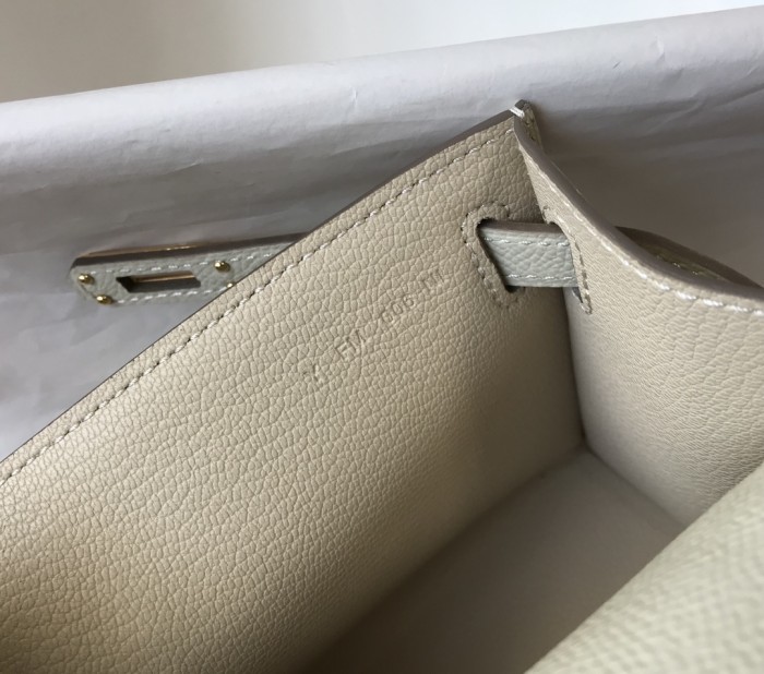 Handbags Hermes 𝑴𝒊𝒏𝒊 𝑲𝒆𝒍𝒍𝒚 size:22 cm