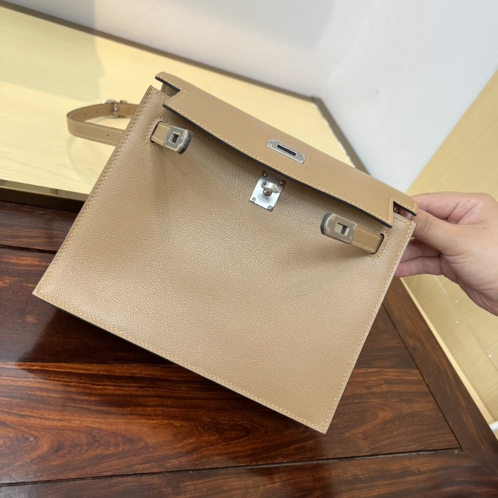 Handbags Hermes Kelly danse size:22 cm