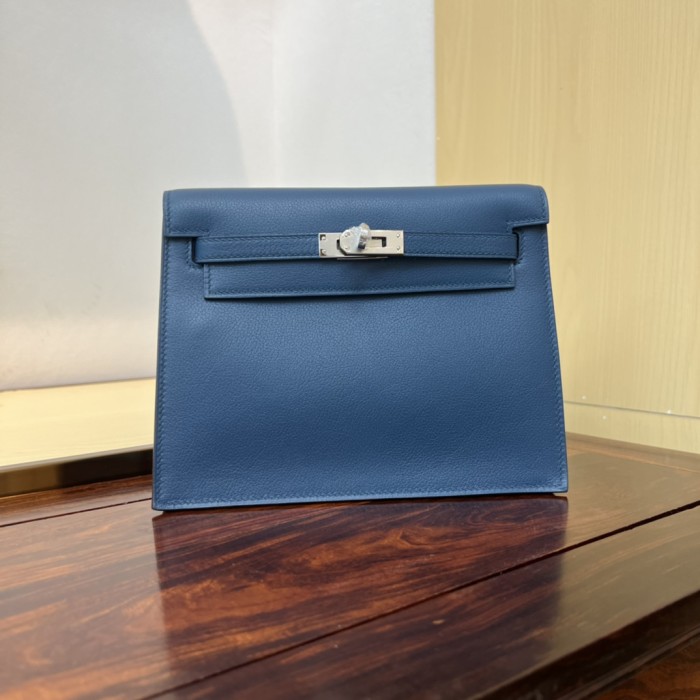 Handbags Hermes Kelly danse size:22 cm