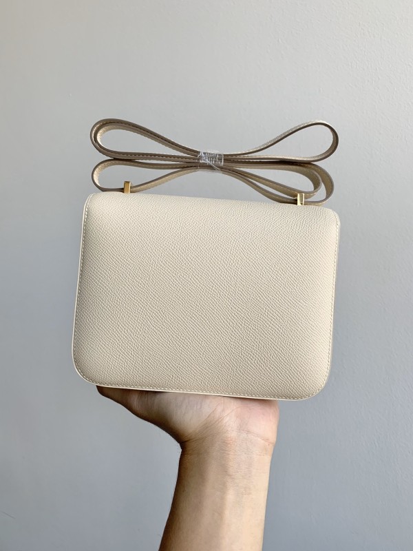 Handbags Hermes Constance size:19 cm
