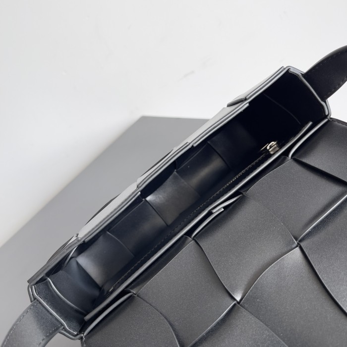 handbags Bottega Veneta 755161 size:23*15*6cm