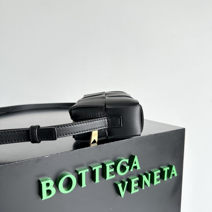 handbags Bottega Veneta 755031 size:18*9*3.5cm