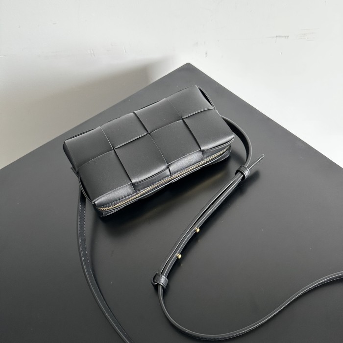 handbags Bottega Veneta 755031 size:18*9*3.5cm