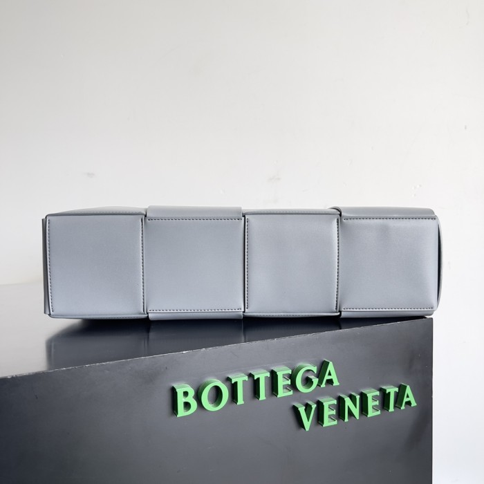 handbags Bottega Veneta 729244 size:38*10*28cm