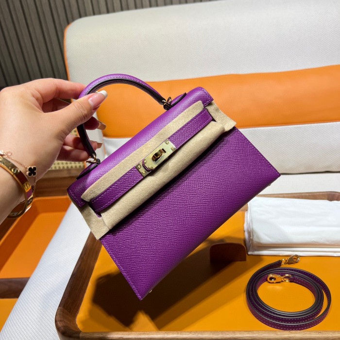 Handbags Hermes mini kelly size:19 cm