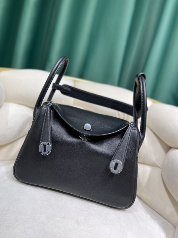 Handbags Hermes Lindy size:26 cm