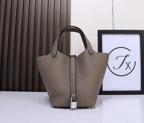 Handbags Hermes Picotin size:18/22 cm