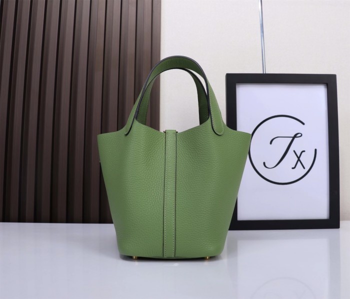 Handbags Hermes Picotin size:18/22 cm