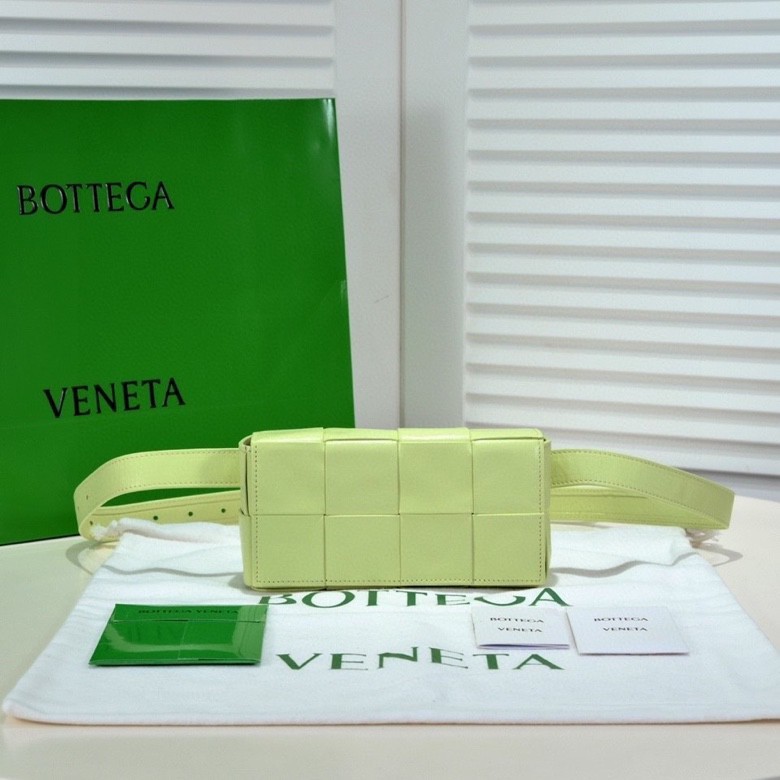 handbags Bottega Veneta 6815# size:17.5*9.5*5cm