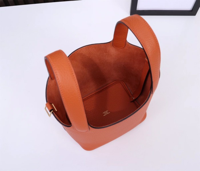 Handbags Hermes Picotin size:18/22 cm