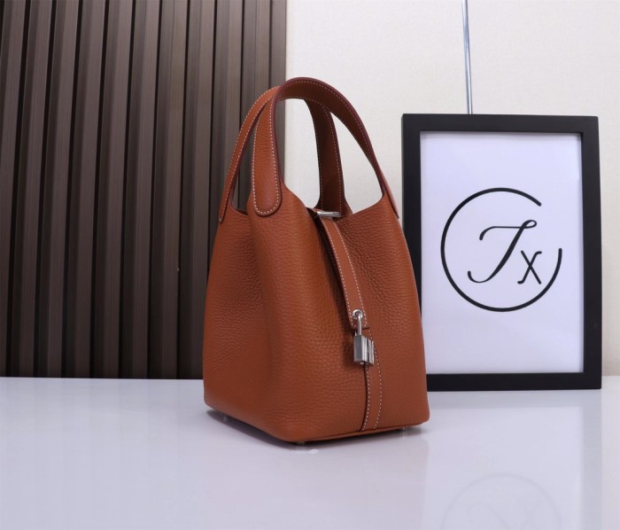 Handbags Hermes Picotin size:18/22 cm