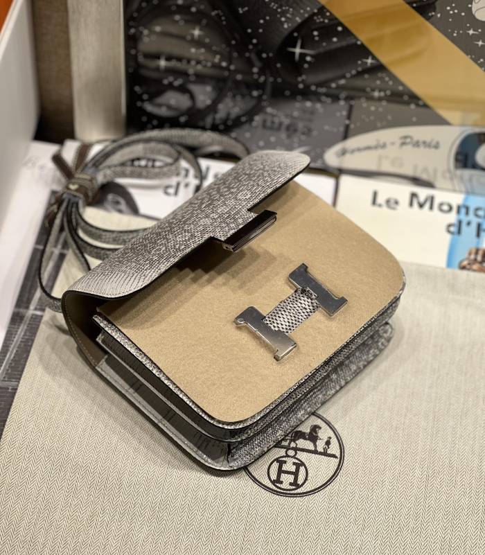 Handbags Hermes Constance size:19 cm