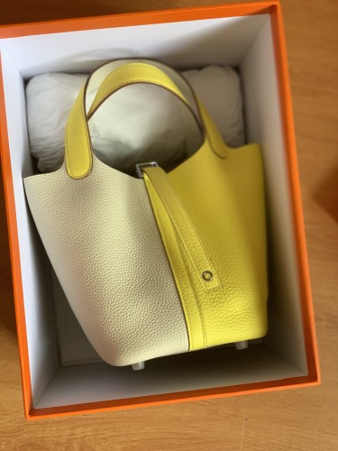 Handbags Hermes Picotin size:18 cm