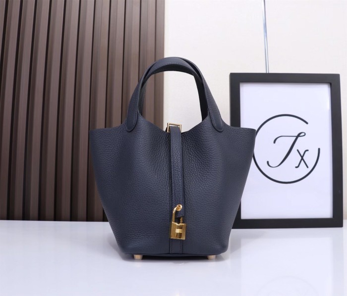 Handbags Hermes Picotin size:18/22 cm