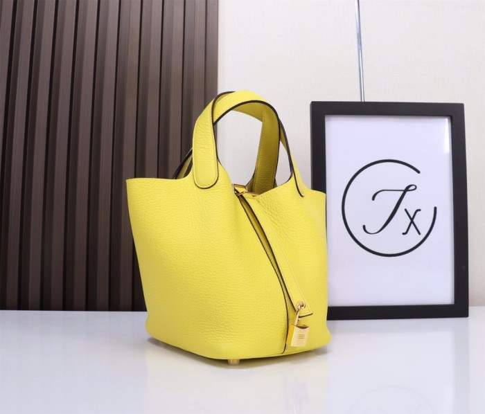 Handbags Hermes Picotin size:18/22 cm