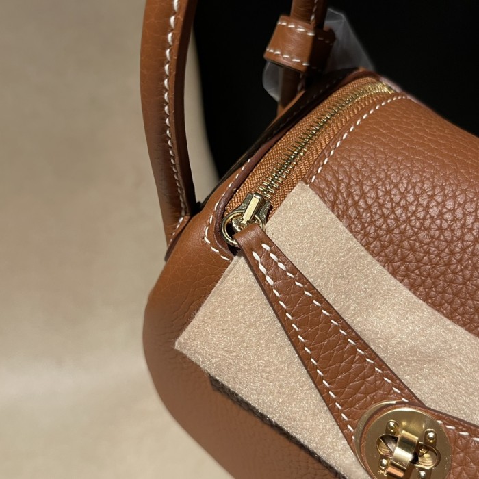 Handbags Hermes Mini Lindy size:18 cm