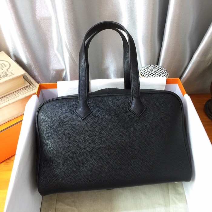 Handbags Hermes H Victoria