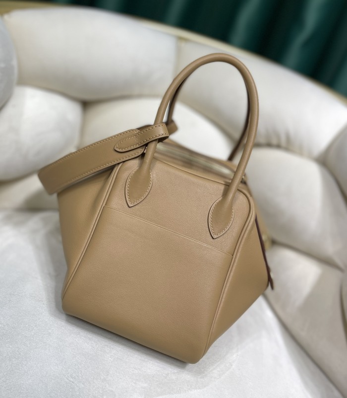 Handbags Hermes Lindy size:26 cm