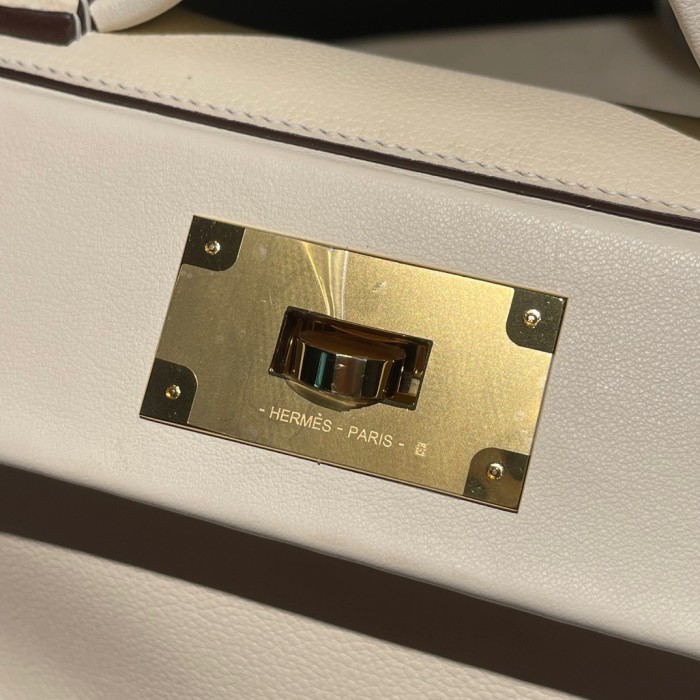 Handbags Hermes 2424mini