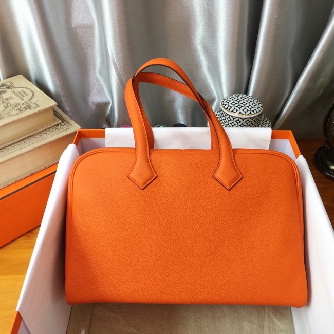 Handbags Hermes H Victoria