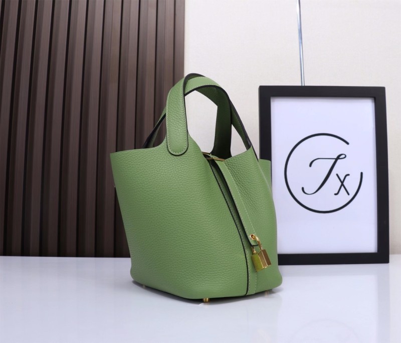 Handbags Hermes Picotin size:18/22 cm