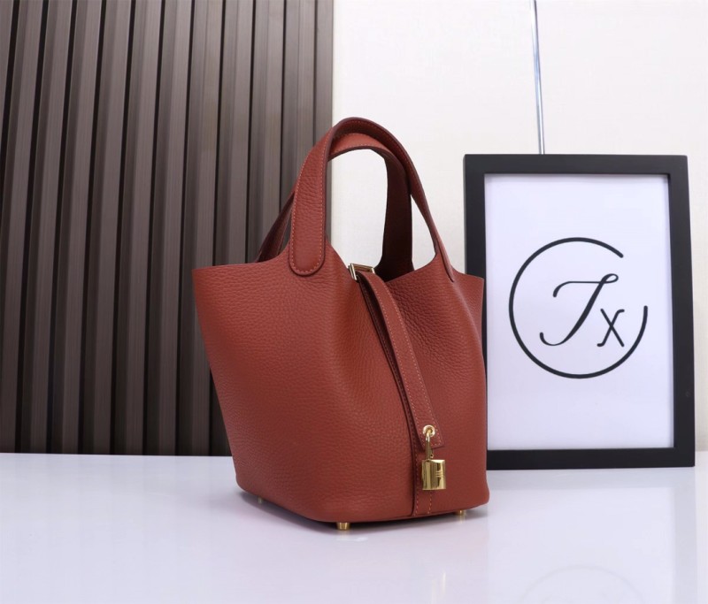 Handbags Hermes Picotin size:18/22 cm