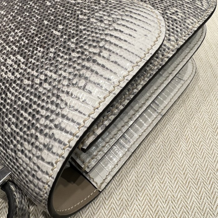 Handbags Hermes Constance size:19 cm